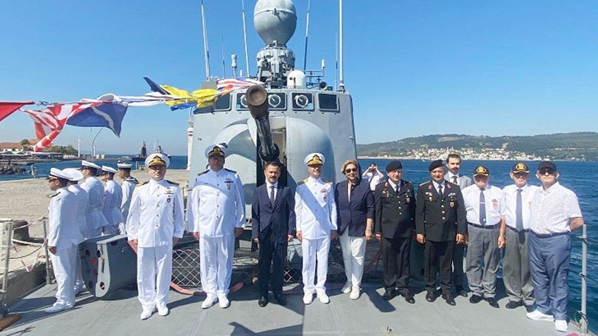 Vali Aktaş TCG Fırtına Gemisini Ziyaret Etti