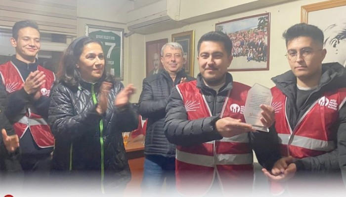 CHP Bayramiç Gençlik Kolları Üyeleri İlk Kez Oy Kullanacak 837 Genç Seçmene Ulaştı