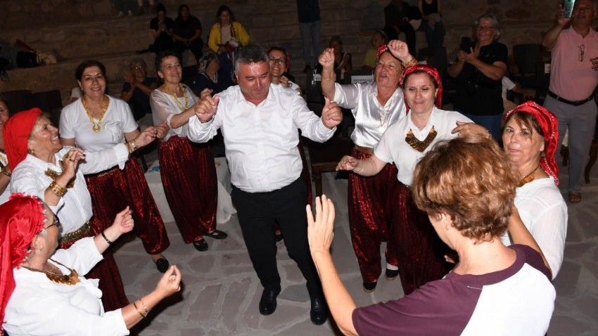 Ayvacık'ta Uluslararası Müzik ve Dans Festivali Coşkuyla Tamamlandı