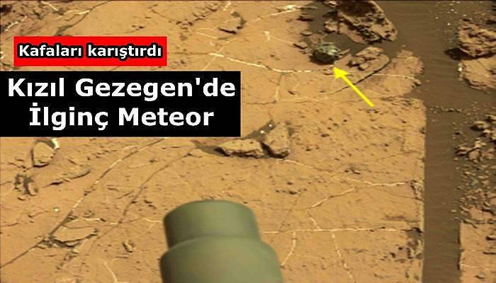  Kızıl Gezegen'de kafa karıştırıcı meteor