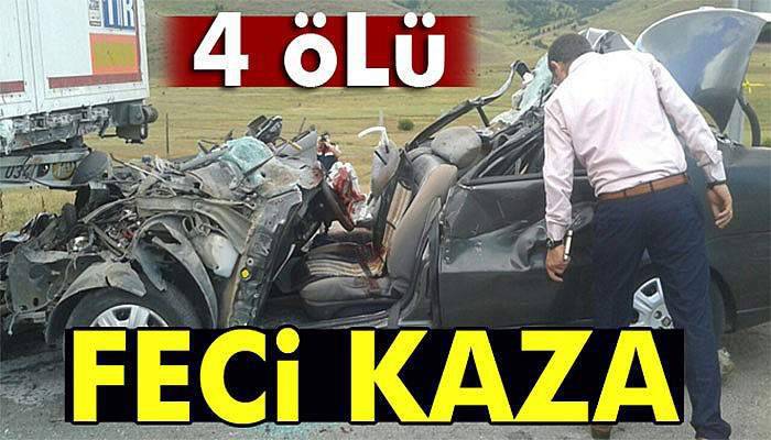 Erzincan'da feci kaza: 4 ölü