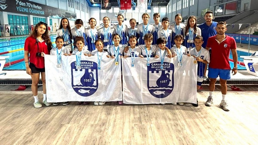 Çanakkale Belediyespor yüzücüleri müsabakalara damga vurdu
