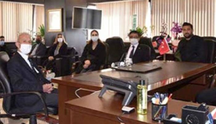 CHP’den Başkan Öz’e geçmiş olsun ziyareti