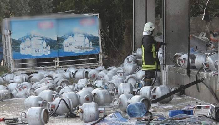 Tüpgaz deposunda patlama: 2 ağır yaralı