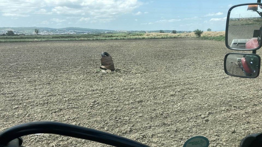 Biga’da kışlık fasulye ekimi sürüyor