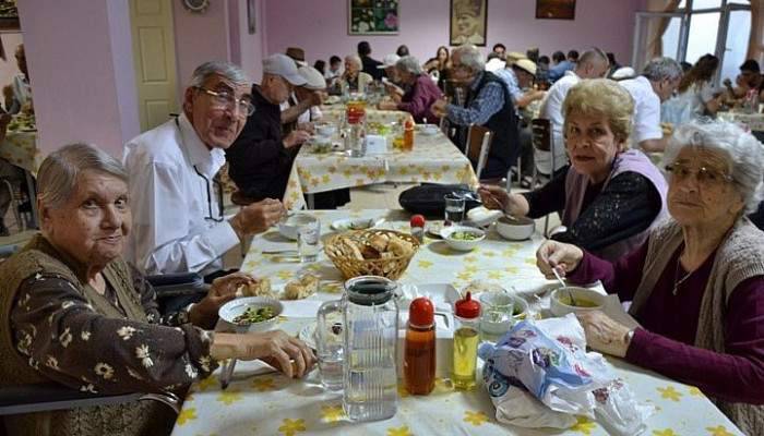 BİGA TSO'DAN YAŞLILARA İFTAR