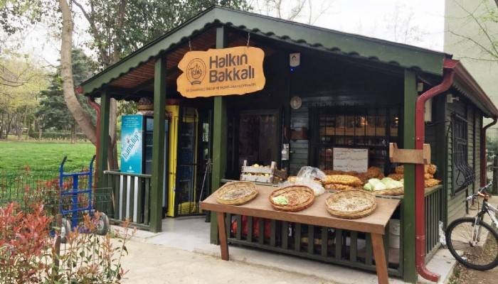 Halk Bakkal’da 2 TL’den Ekmek Satışları Başlıyor