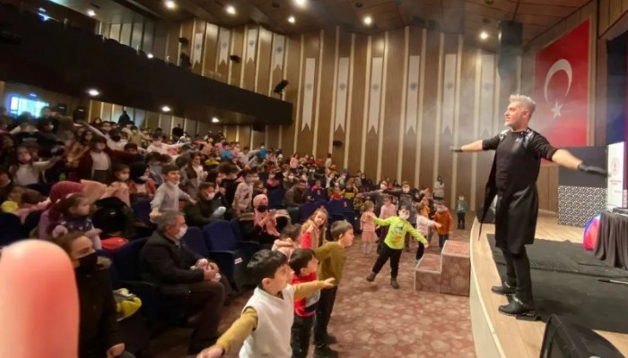 Bigalıların Etkinlik Buluşma Noktası Atatürk Kültür Merkezi  Oldu