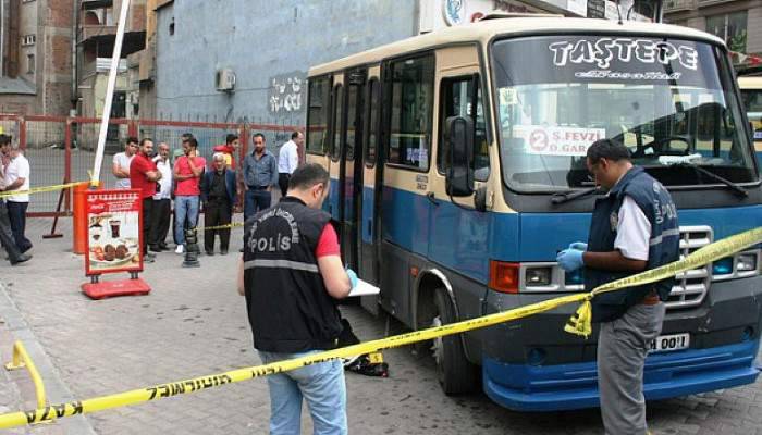 Eski sevgilisini pompalı tüfekle yaraladı