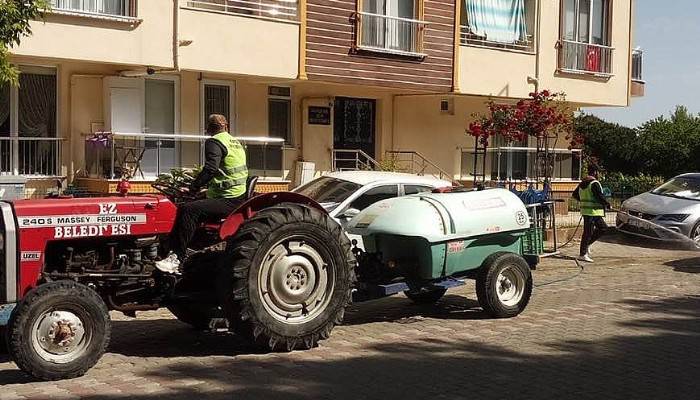 Kepez’de bayram öncesi dezenfekte işlemi