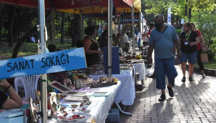 Festival Başladı İlk Günde En Çok Eğlenen Minikler Oldu