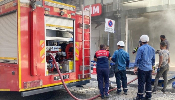 Boşaltılan işyerinde yangın