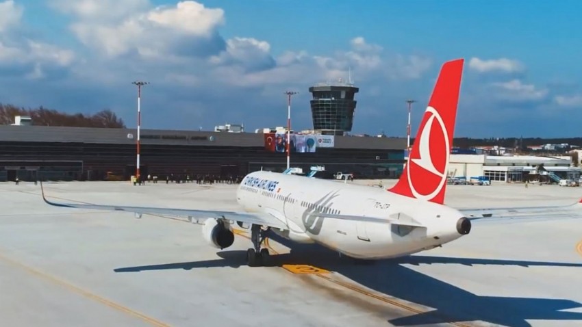 Ankara uçağı Çanakkale’ye inemedi, yolcular panikledi