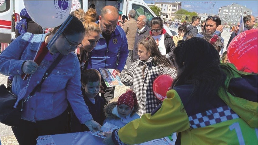 ÇANAKKALE SAĞLIK İL MÜDÜRLÜĞÜ 23 NİSAN KUTLAMALARINDA STAND AÇTI