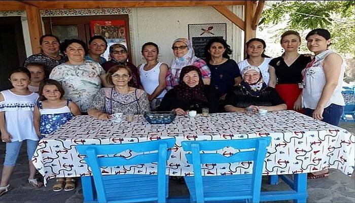 Babakale Köyü kadınları pes etmiyor