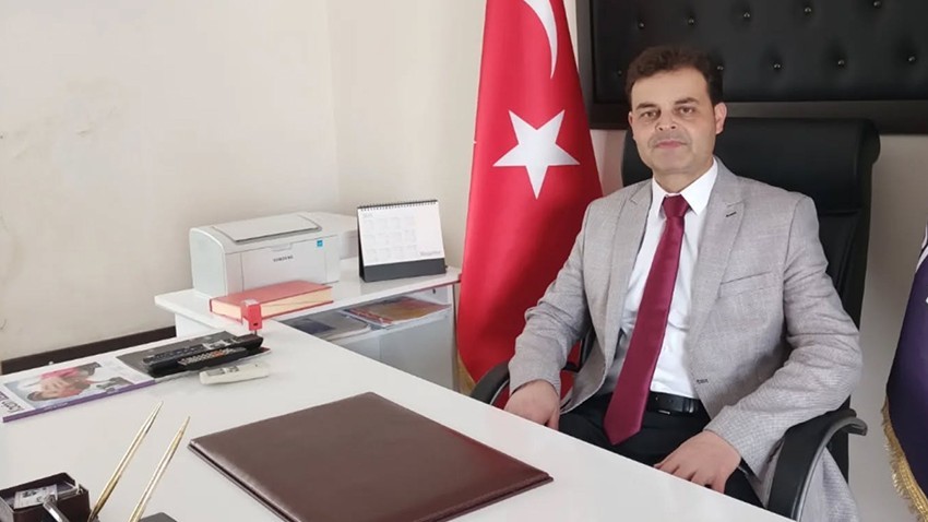 Diyanet-Sen’den Uyarı: “Muhtarlar Din Görevlilerinin Amiri Değildir”