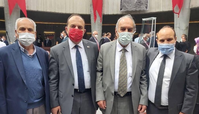 Üçpınarlar’dan Demirel’in mezarına ziyaret