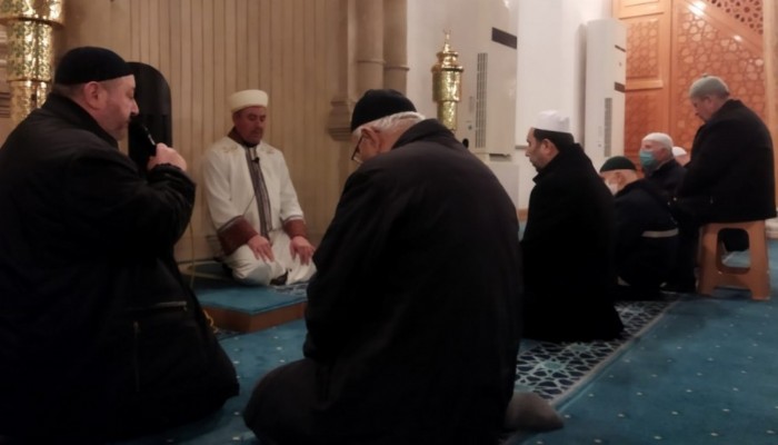 İSVEÇ'E TEPKİ AMACIYLA BİGA’DA TÜM CAMİLERDE KUR'AN-I KERİM OKUNDU