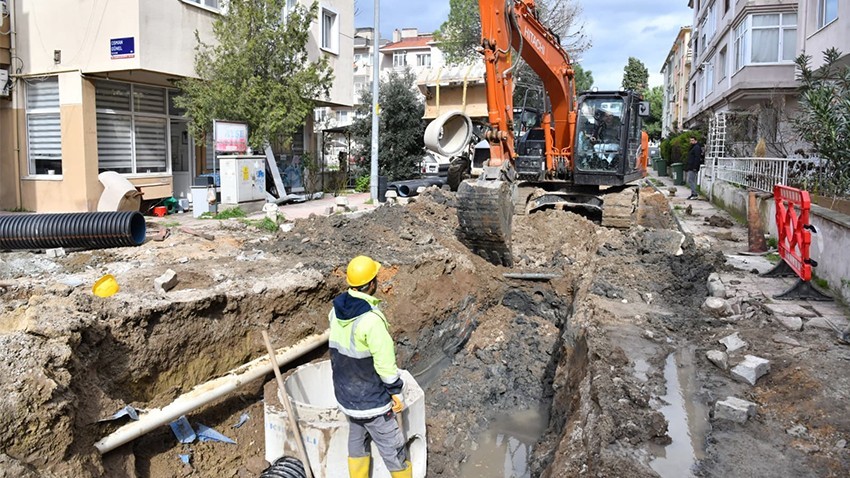 Cevatpaşa Mahallesi'nde Altyapı Çalışmaları Aralıksız Sürüyor