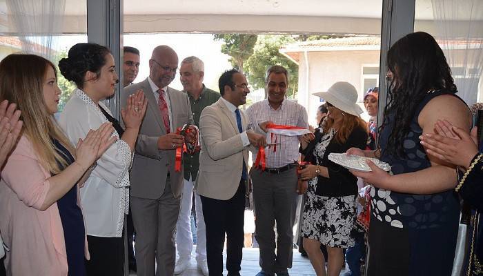  Gelibolu'da sosyal yardımlaşma sergisi