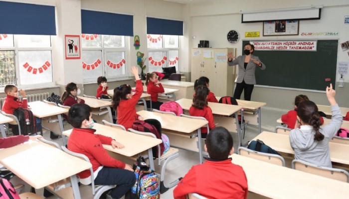 ‘Kronik Rahatsızlığı Olanlar İle Özel Eğitim Öğrencileri Devamsızlıktan Muaf Tutulacak’