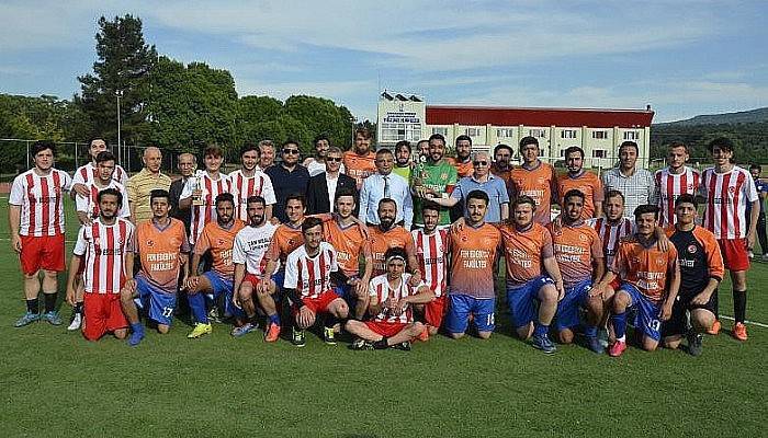  ÇOMÜ Spor 17 Futbol Turnuvasının Ödülleri Verildi