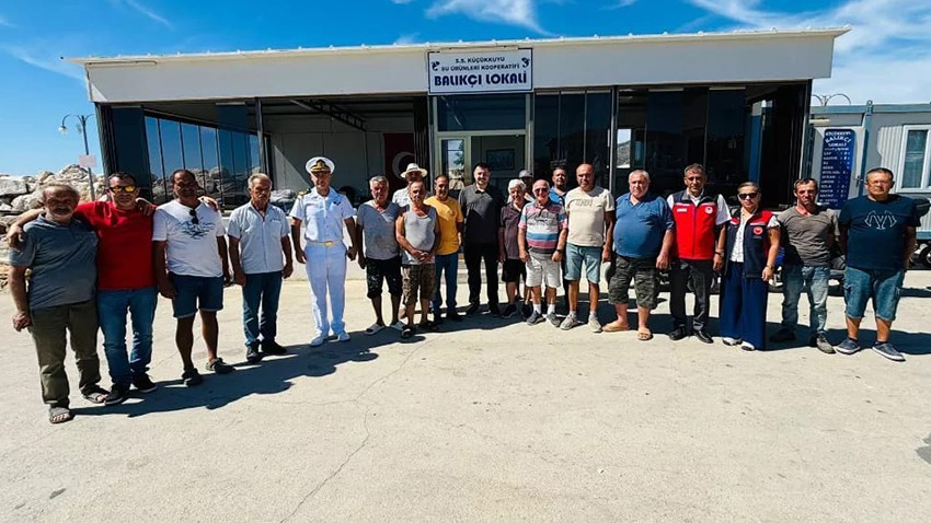 Ayvacık’ta Balıkçılar İçin Bilgilendirme Toplantısı Düzenlendi