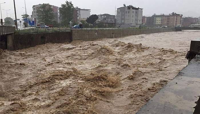  Meteoroloji'den çığ ve sel uyarısı