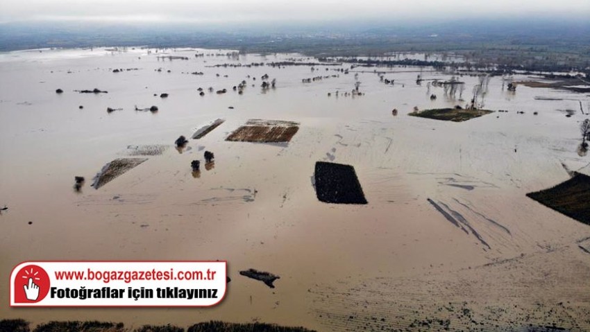 Çanakkale'nin ilçesini sel vurdu! 25 köy etkilendi, 10 bin dekar alanda zarar var (VİDEO)
