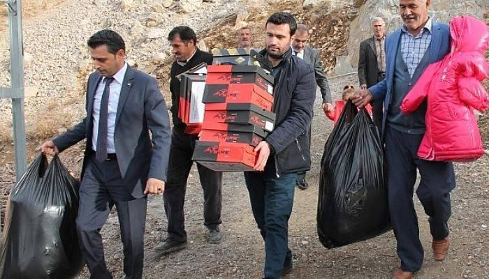 Bir mektupla köyün tüm çocuklarını mutlu etti