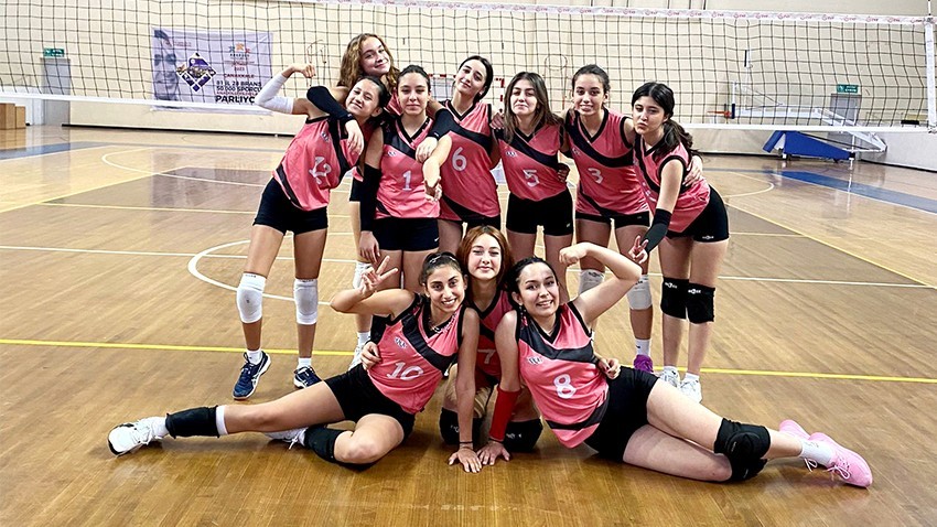 Voleybol müsabakaları başladı