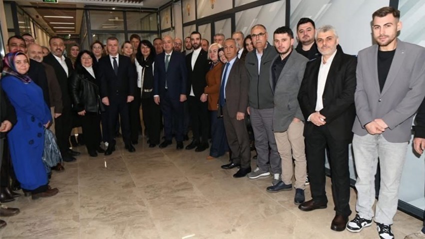 AK Parti Çanakkale İl Binasında Bayramlaştı