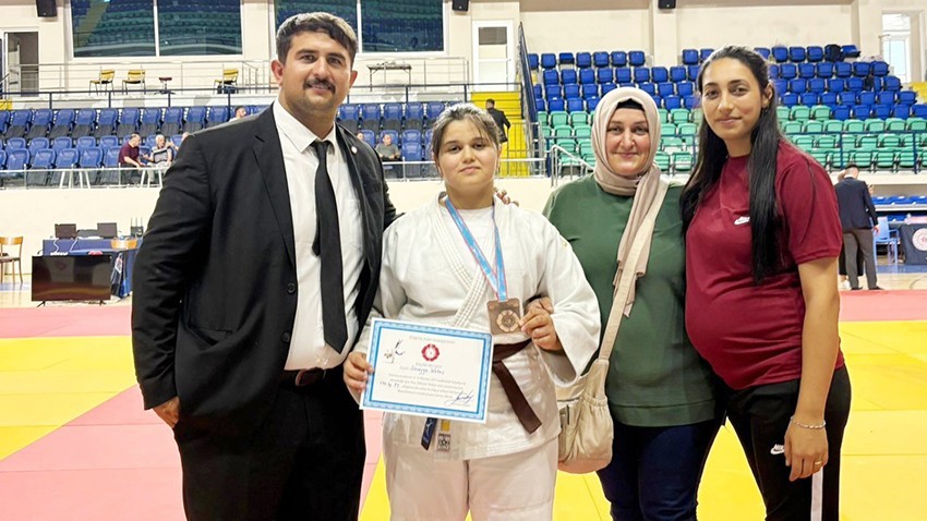 Sümeyye Işıktaş Judo’da Türkiye Üçüncüsü