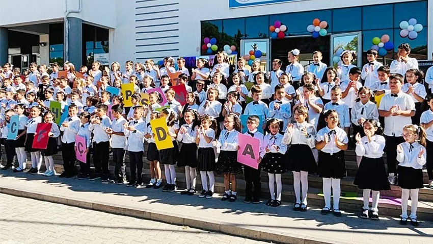 Ayvacık’ta 2025-2026 Eğitim-Öğretim Yılı İlköğretim Haftası Kutlandı