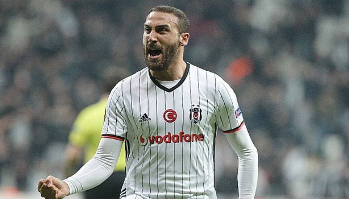  Cenk Tosun, kariyerinin en gollü sezonunu yaşıyor