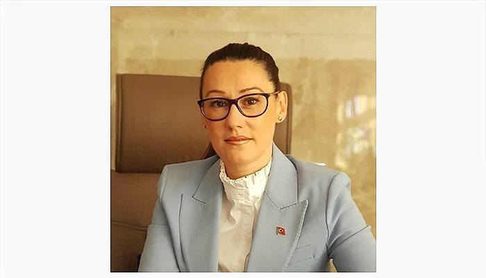 Yeşim Karadağ AK Parti'den istifa etti 