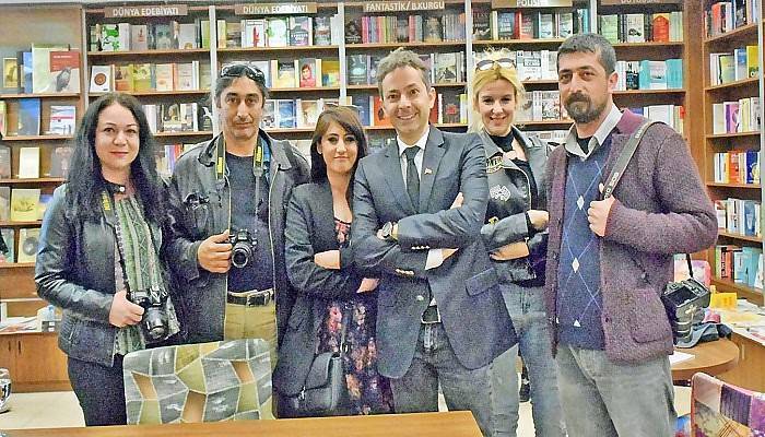 Hatıra Fotoğrafı Çektirdiler