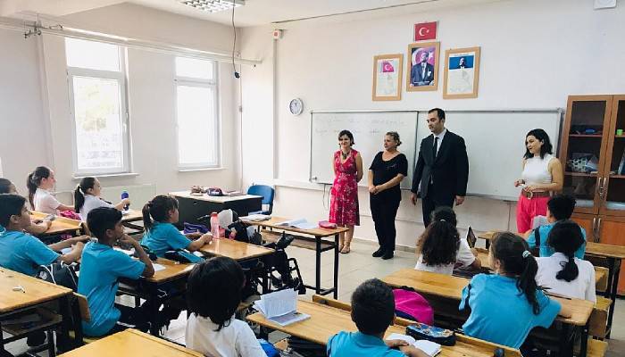 İl Mili Eğitim Müdürü Yılmaz'dan Mehmet Akif Ersoy Ortaokuluna ziyaret