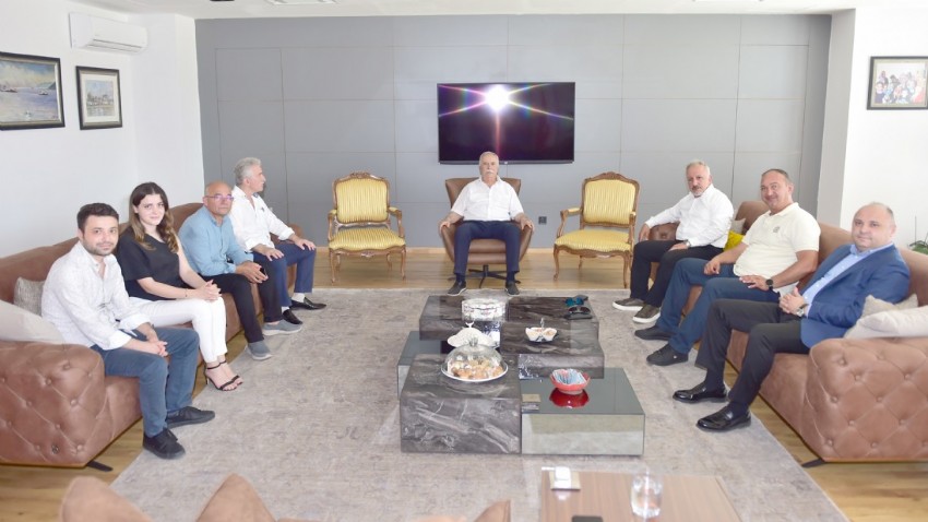 Çanakkale Karadenizliler Derneğinden Başkan Gökhan'a Ziyaret