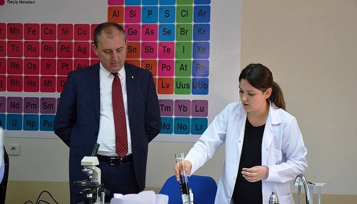 Biga Belediyesi Fen laboratuvarı açıldı