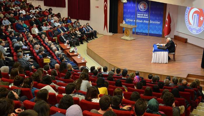 ÇOMÜ’de Tarih, Kültür ve Edebiyat Konulu Konferans Gerçekleşti