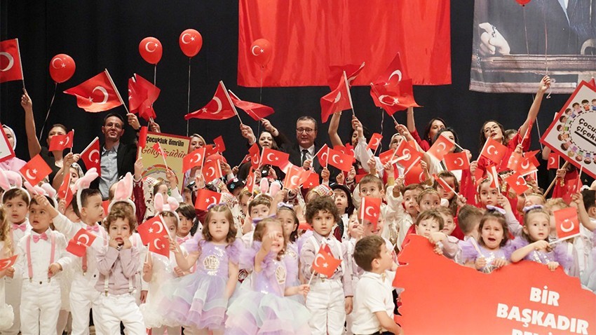 Biga’da Çocuk Bayramı Kutlandı