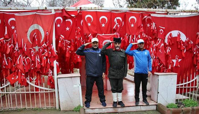 Şehitler için Çanakkale'ye yürüyen gazi torunu, Gelibolu'ya ulaştı (VİDEO)