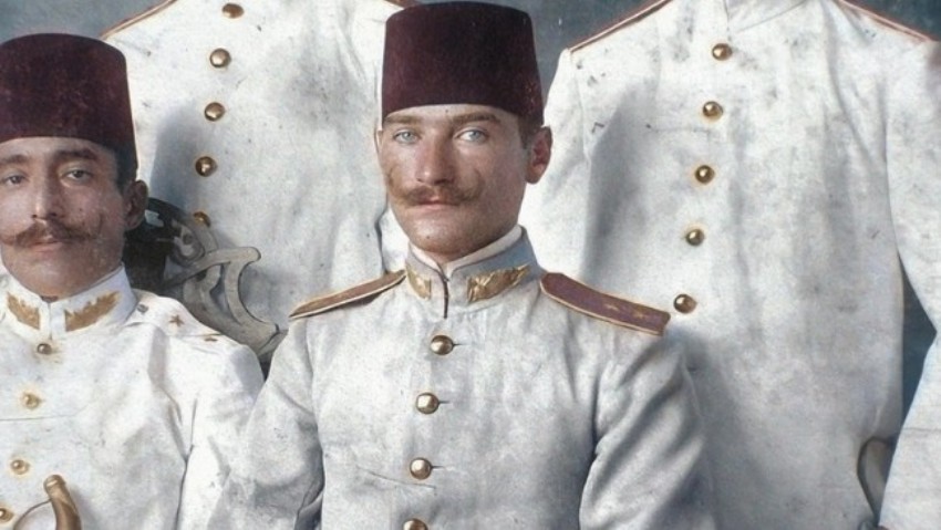 Atatürk'ün ilk kez ortaya çıkan Lübnan fotoğrafı görenleri hayran bıraktı
