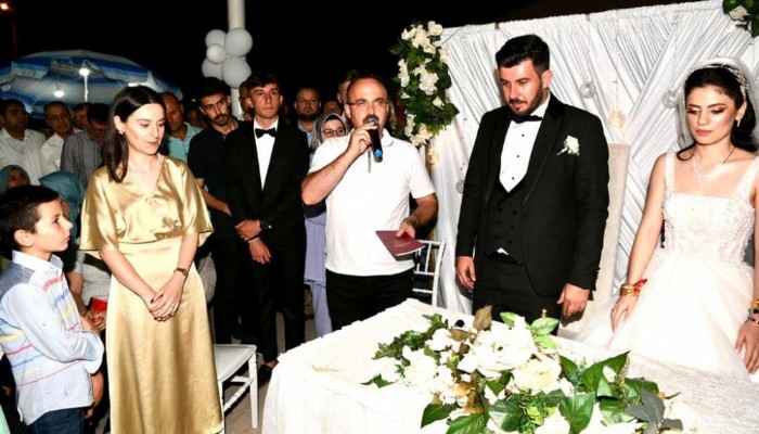 AK PARTİ MİLLETVEKİLİ TURAN DÜĞÜN TÖRENİNE KATILDI