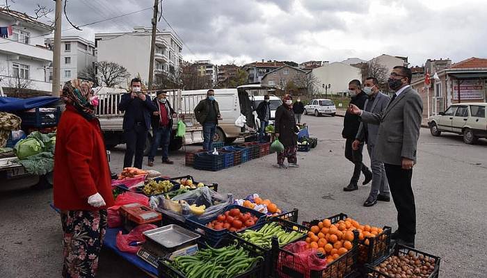 Çan’da Karşıyaka Mahallesi’nde de pazar kuruldu