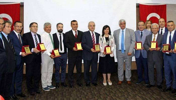 Rektör Acer 15 Temmuz Uluslararası Demokrasi, İnsaniyet ve Barış Ödülü’nün Lansmanına Katıldı