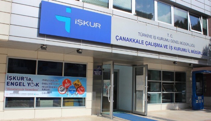 Çanakkale İŞKUR, üniversite tercih aşamasındaki öğrencilerin yanında