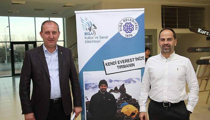 Nasuh Mahruki Biga Atatürk Kültür Merkezi'nde
