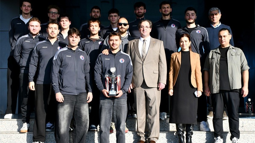 ÇOMÜ’lü Sporcular Dalyancı ile Bir Araya Geldi